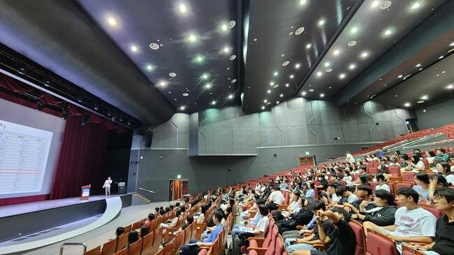 광주시교육청, 학교밖청소년 대학입시설명회 성황리 개최…역대 최고 321명 참가