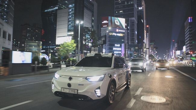 서울시가 9월 26일부터 강남구 일대 자율주행 자동차 시범운행지구에서 국내 최초 &lsquo;심야 자율주행 택시&rsquo;의 운행을 시작한다고 밝혔다.