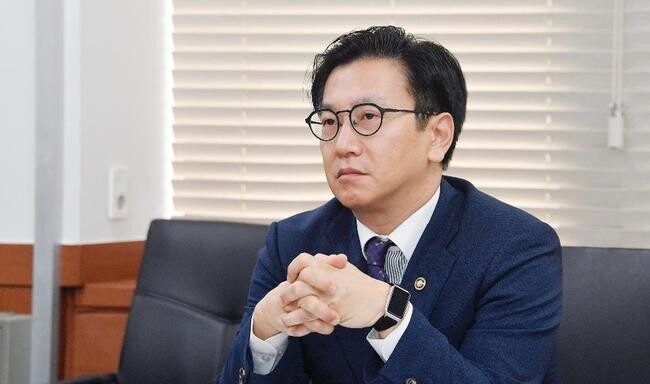김범석 기획재정부 차관이 9월 27일 오전 서울 종로구 정부서울청사에서 열린 '제33차 물가관계차관회의'를 주재, 모두발언을 하고 있다. 