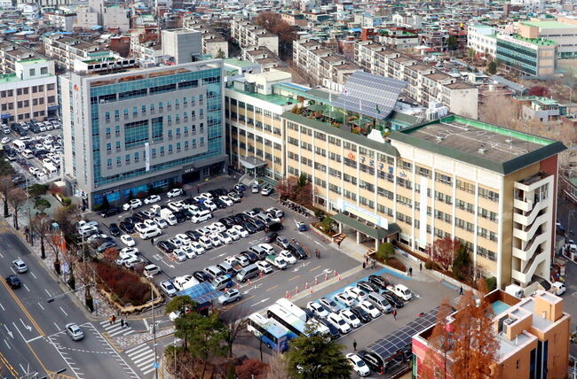 구로구, 문헌일 구로구청장 16일 자진 사퇴