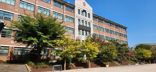 서울반도체고 (학교 홈페이지 갤러리)&nbsp;