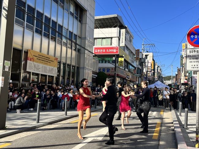 성북구, 참살이길에서 젊음과 함께하는 &lsquo;안암행복축제&rsquo; 성료