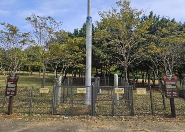 안산시, 호수공원에 반려견 놀이터 3호 개장&hellip;반려동물 복지 강화