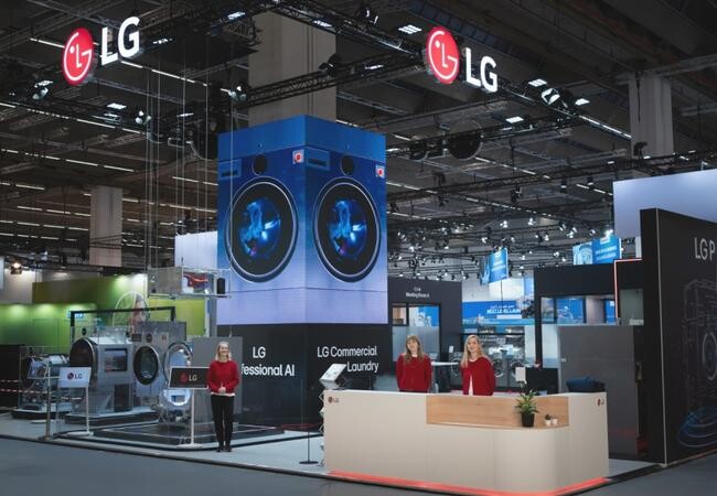 LG전자가 상업용 대용량 세탁·건조 신제품 라인업인 'LG 프로페셔널(Professional)'을 공개했다.