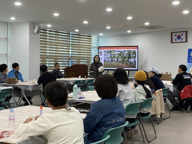 전라남도 나주시는 최근 혁신도시 이전공공기관 가족들을 대상으로 &lsquo;나주에서 휴일을!&rsquo; 하반기 프로그램을 진행했다.