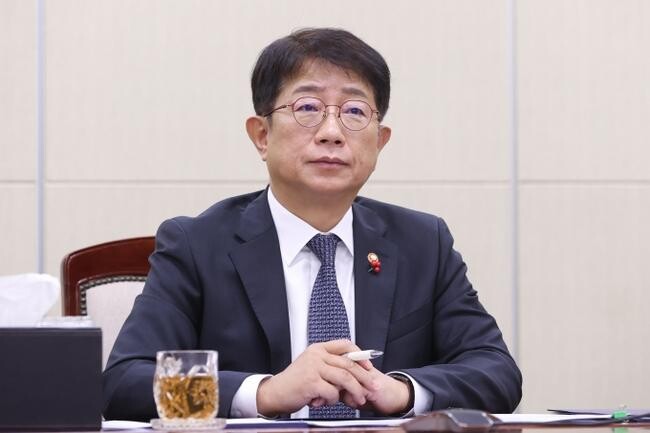 박상우 국토교통부 장관이 9일 산하기관장 회의를 열고 있다. 