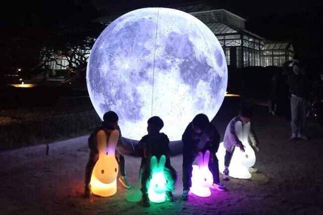 국가유산청 궁능유적본부 창경궁관리소는 2월 11일부터 16일까지 창경궁에서 `정월 대보름, 창경궁에 내려온 보름달` 행사를 진행한다고 밝혔다.