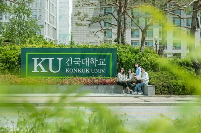 건국대학교 대학일자리플러스사업단이 고용노동부가 주관하는 `2025 졸업생 특화 프로그램 사업`에 선정됐다