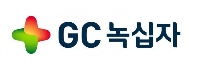 GC녹십자는 생물테러 등 국가위기 상황 대비를 위해 질병관리청(이하 질병청)과 공동 개발한 탄저백신 `배리트락스주`의 품목허가를 식품의약품안전처(이하 식약처)로부터 승인받았다고 8일 밝혔다.