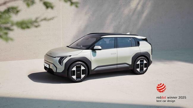 현대자동차 · 기아는 21일, 세계 3대 디자인상 중 하나인 `레드 닷 어워드(Red Dot Award: Product Design 2025)`에서 최우수상 1건, 본상 6건 등 총 7개의 상을 수상했다고 밝혔다. 기아 EV3.