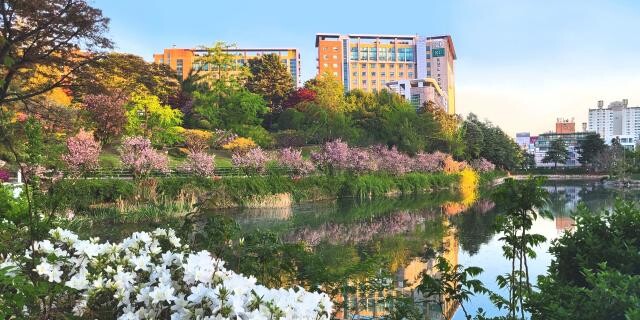 건국대학교(총장 원종필)는 오는 5월 17일 오후 2시 건국대 학생회관 프라임홀에서 `2025학년도 신입생 및 예비 신입생 학부모 설명회`를 개최한다.