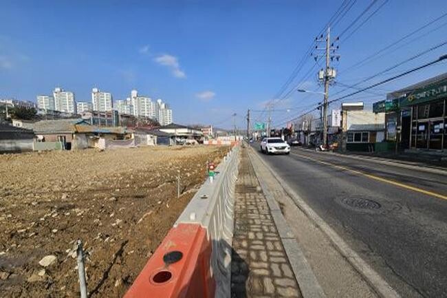 경기도는 7월 4일, 국지도 78호선 파주시 선유 구간의 교통 개선사업이 보상 절차를 마무리하고 본격적인 공사 착공에 들어갔다고 밝혔다.
