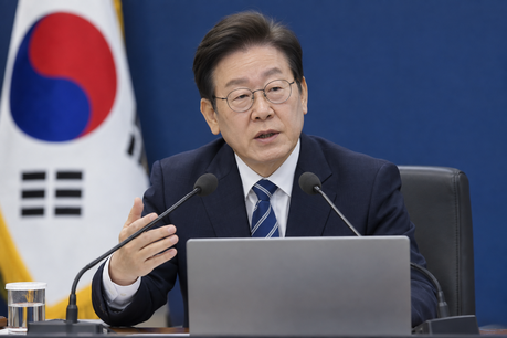 이 대통령, 주거·일자리·서민금융 신속 추진 주문…경찰 책임 강화도 지시